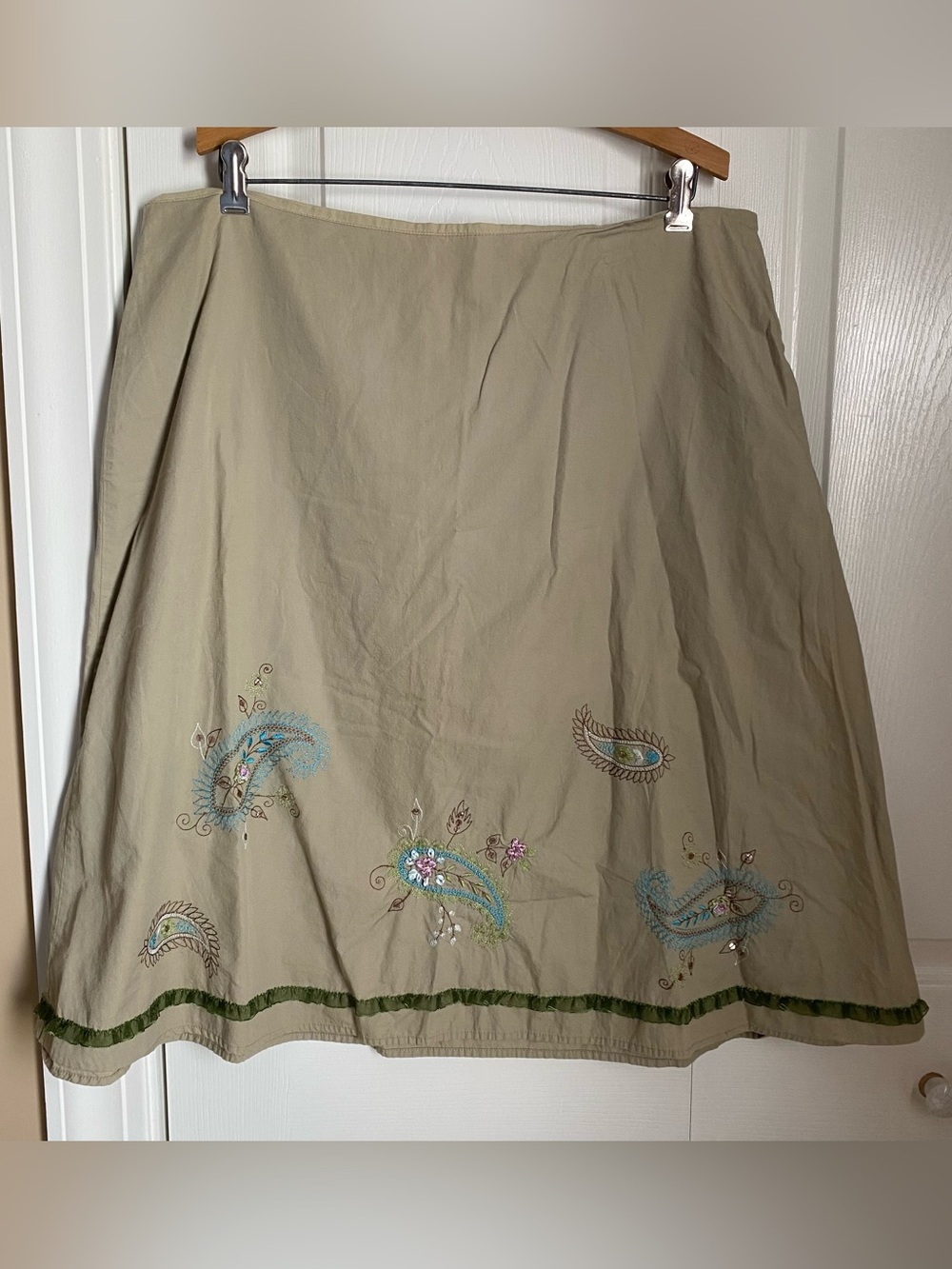 Villager Khaki Cotton Paisley Embroidered Midi Skirt 16W Boho Fall Earthy 90s